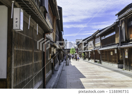 Summer scenery of Higashichaya District 118890731