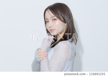 Young woman with Korean style makeup and clothes 118891201