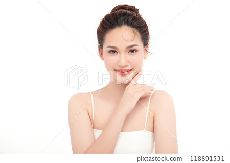 Beautiful young asian woman with clean fresh skin on white background, Face care, Facial treatment, Cosmetology, beauty and spa, Asian women portrait. 118891531