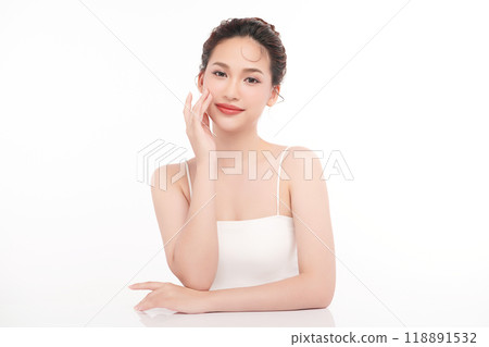 Beautiful young asian woman with clean fresh skin on white background, Face care, Facial treatment, Cosmetology, beauty and spa, Asian women portrait. 118891532
