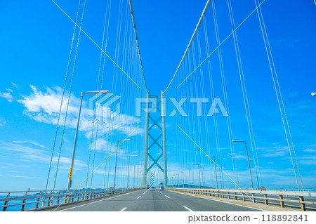 藍天和明石海峽大橋駕駛影像 118892841