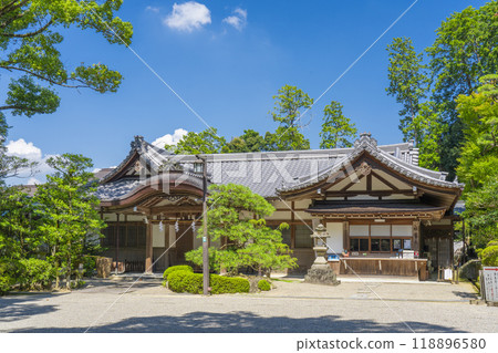 石上神社神社事務所及三修殿(奈良縣天理市) 石上神社神社事務所及三修殿(奈良縣天理市) 118896580