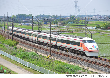 Tohoku Main Line Higashiwashimiya-Kurihashi Tobu Railway 100 Series 106F Spacia 118896807
