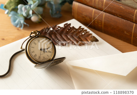 復古形象的文具/信封、信件、文具、手寫賀卡、遺囑書寫 118898370