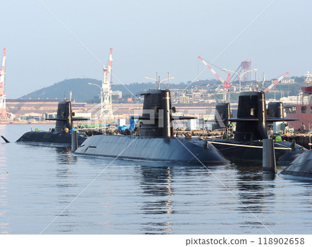Submarines and destroyers of the Japan Maritime Self-Defense Force from "Alley Karasukojima" in Kure City, Hiroshima Prefecture 118902658