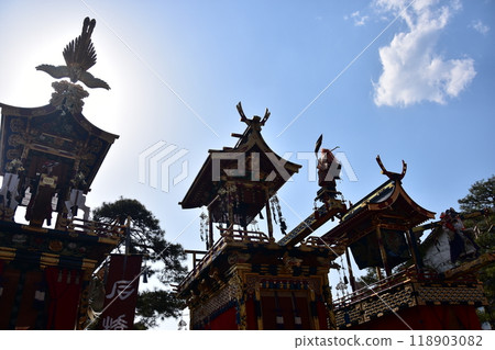 Takayama City, Gifu Prefecture, Japan - A full lineup of floats at the 2017 Takayama Festival - The first competition in 55 years between spring and autumn Karakuri puppet floats 118903082