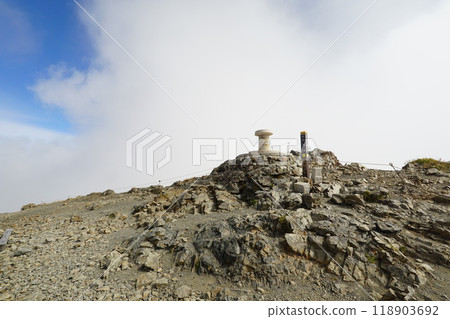 Hakubadake mountain peak 118903692