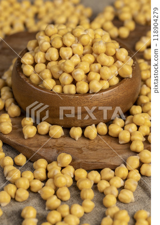 wet chickpeas porridge during cooking wet chickpeas porridge during cooking 118904279