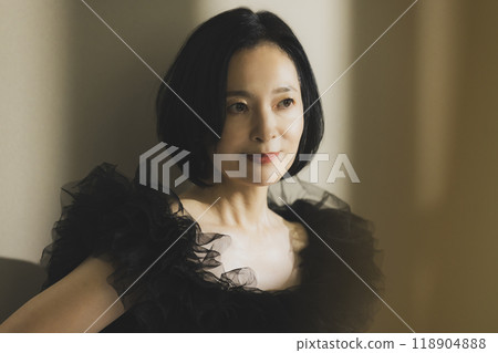中年女性美麗形象 中年女性美麗形象 118904888