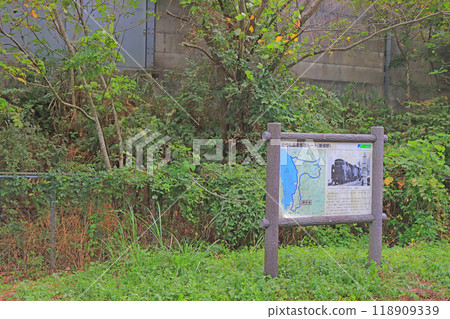 Scenery of the former Shinbo Station on the Hokuriku Main Line in Fukui Prefecture 118909339