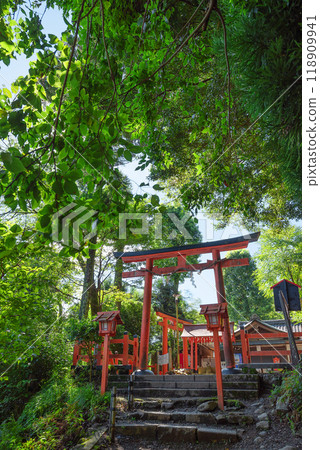 Kyoto Arashiyama, Ichinotani Munakata Shrine entrance 118909941