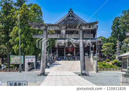 藍天映襯下的豐川稻荷神社（愛知縣） 118911826