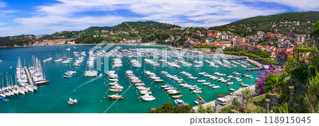 Italy, Liguria. famous golf of poets and scenic town Lerici with medieval castle and nice beaches. 118915045
