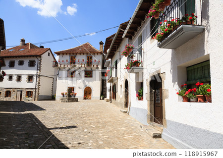 Old town of the beautiful village of Anso, Huesca, Spain 118915967