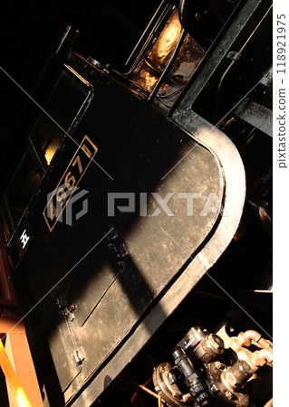 [Tochigi Prefecture] Kyurokukan No. 49671 shines beautifully in the setting sun 118921975