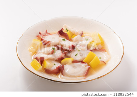Octopus with salt and lemon Octopus with salt and lemon 118922544
