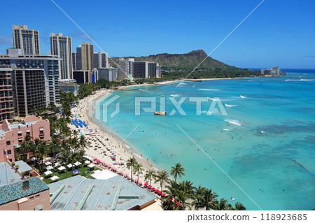 Hawaiian landscape "Waikiki Beach" 118923685