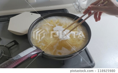 Making Pasta 118925980