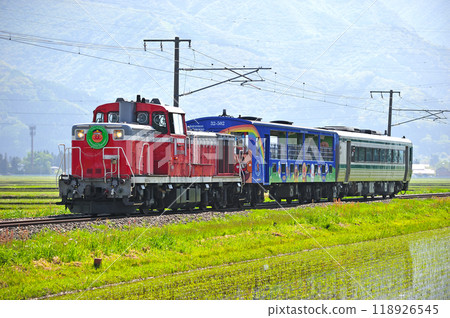 Ban'etsu West Line Kawageta - Inawashiro JR East DE10-1649 + Kiha 185-26 + Kikuha 32-502 Ban'etsu West Line Kawageta - Inawashiro JR East DE10-1649 + Kiha 185-26 + Kikuha 32-502 118926545