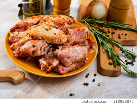 Marinated chicken wings Marinated chicken wings 118926873