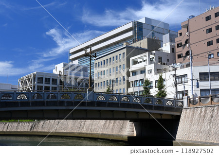 Azuma Bridge over the Miyako River and a clear sky, Chiba City, Chiba Prefecture Azuma Bridge over the Miyako River and a clear sky, Chiba City, Chiba Prefecture 118927502