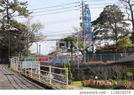 Tokiwa Park, a popular sightseeing spot in Ube City, Yamaguchi Prefecture 118929578