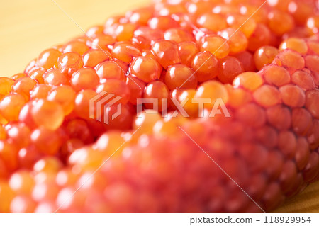 Close-up of salmon roe 118929954