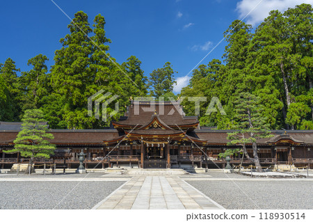 Taga Taisha Shrine worship hall (Taga Town, Inukami District, Shiga Prefecture) Taga Taisha Shrine worship hall (Taga Town, Inukami District, Shiga Prefecture) 118930514