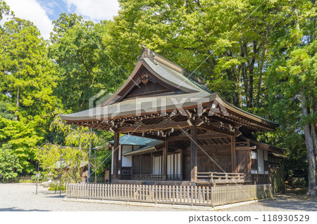 多賀大社能舞台（滋賀郡犬神郡多賀町） 118930529