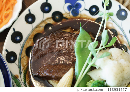 燉牛肉 燉牛肉 118931557