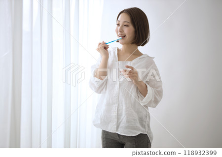 Beauty for women in their 20s 118932399