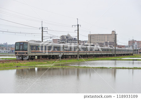 福知山線 三田道場 JR西日本 207系 Z14+S48編組(網幹) 福知山線 三田道場 JR西日本 207系 Z14+S48編組(網幹) 118933109