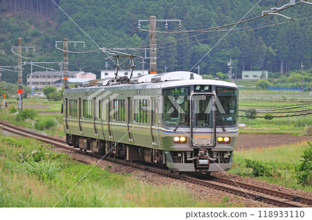 福知山線 石尾黑井 JR 西日本 223 系列 F7 編組（福知山） 118933110