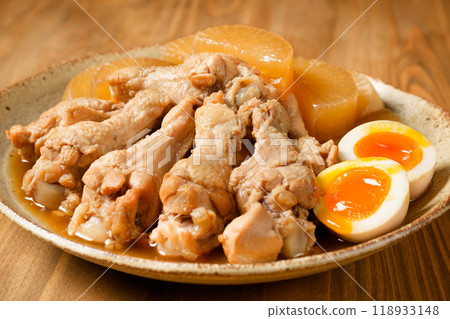 燉雞翅和蘿蔔 118933148