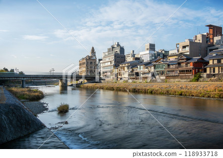 Cityscape skyline at Kamo river in a morning, Kyoto city, Japan. 118933718