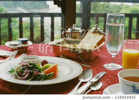 Full breakfast 118933932
