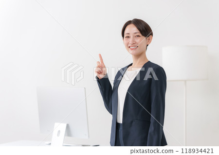 Women business 118934421