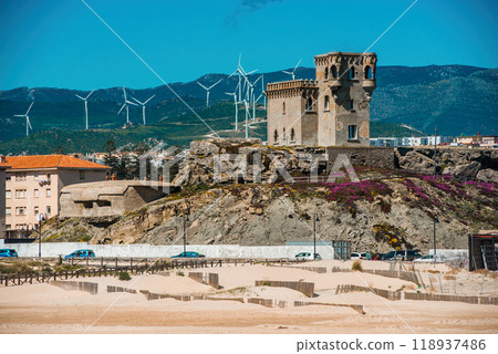 Seashore with Old Castle in Tarifa Seashore with Old Castle in Tarifa 118937486