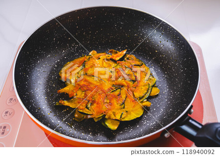 Making pumpkin galette with cheese Making pumpkin galette with cheese 118940092