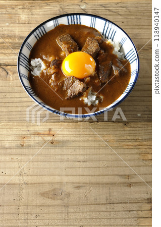 Tsukimi beef curry bowl Tsukimi beef curry bowl 118940147