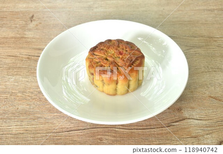moon cake Chinese tradition dessert in festival on plate 118940742