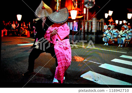 充滿越中妖的憂鬱與蒼涼的尾原風盂蘭盆節 充滿越中妖的憂鬱與蒼涼的尾原風盂蘭盆節 118942710