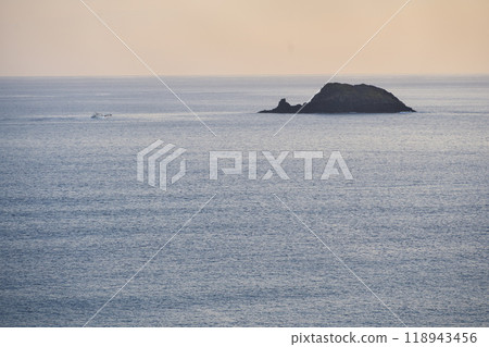 Tottori Sand Dunes in Summer - View of Whale Island floating in the Sea of Japan from horseback 118943456