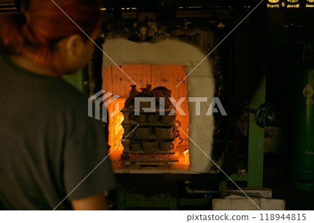 Many rustic clay in the kiln Many rustic clay in the kiln 118944815