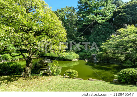 Gardens at the Tokyo Metropolitan Teien Art Museum in Shirokanedai, Minato Ward, Tokyo Gardens at the Tokyo Metropolitan Teien Art Museum in Shirokanedai, Minato Ward, Tokyo 118946547