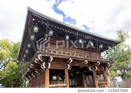 被建築包圍的石切劍神社的繪殿(2024年9月拍攝) 被建築包圍的石切劍神社的繪殿(2024年9月拍攝) 118947066