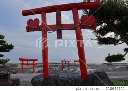 佐賀縣塔拉町的水下鳥居 佐賀縣塔拉町的水下鳥居 118948131