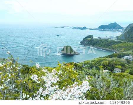 從魚水塚展望台眺望鴨川 從魚水塚展望台眺望鴨川 118949266