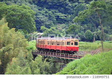 久留裡線 平山-久留裡 JR東日本 木葉30-62+木葉30-98（幕張） 118949751
