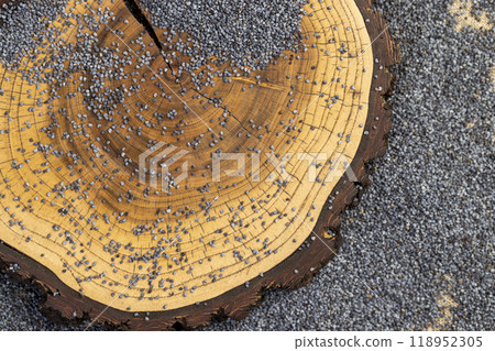 scattered poppy seeds for cooking scattered poppy seeds for cooking 118952305